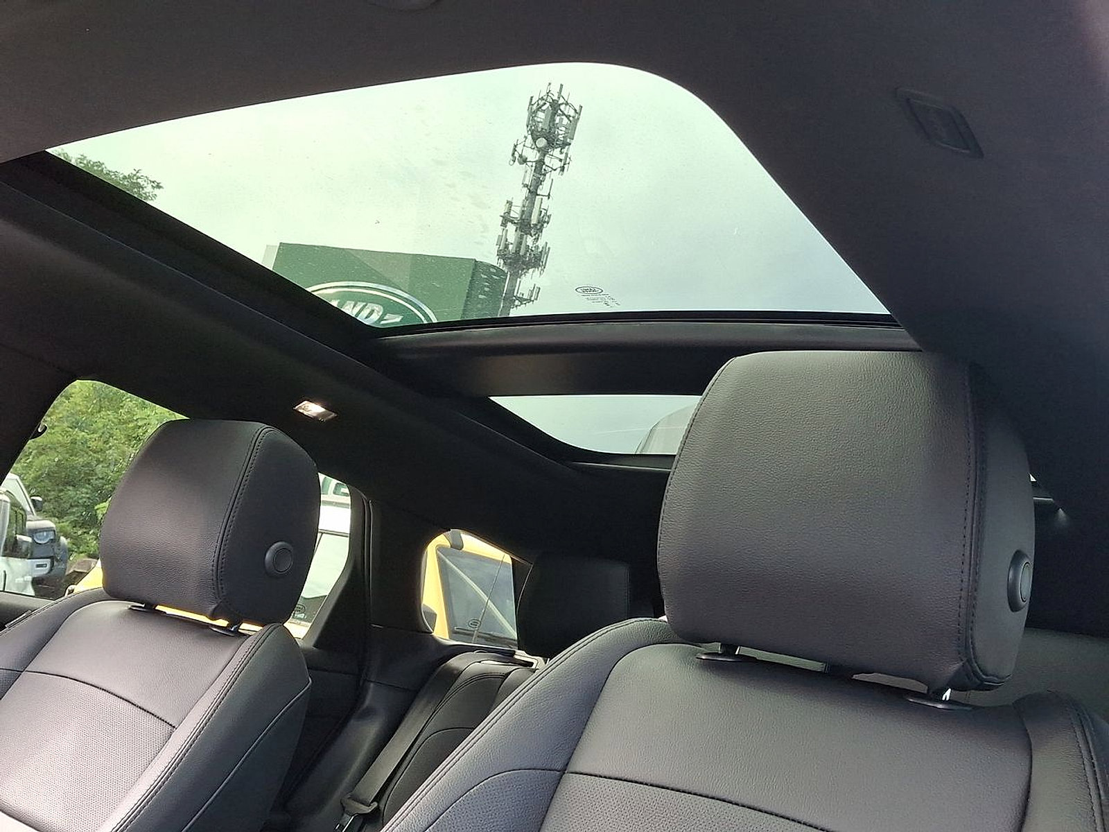 Certified 2025 Land Rover Range Rover Evoque S image 26