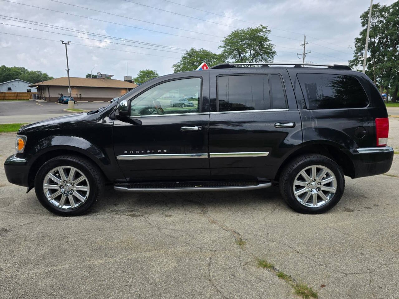 Used 2007 Chrysler Aspen Limited AWD/4WD image 5