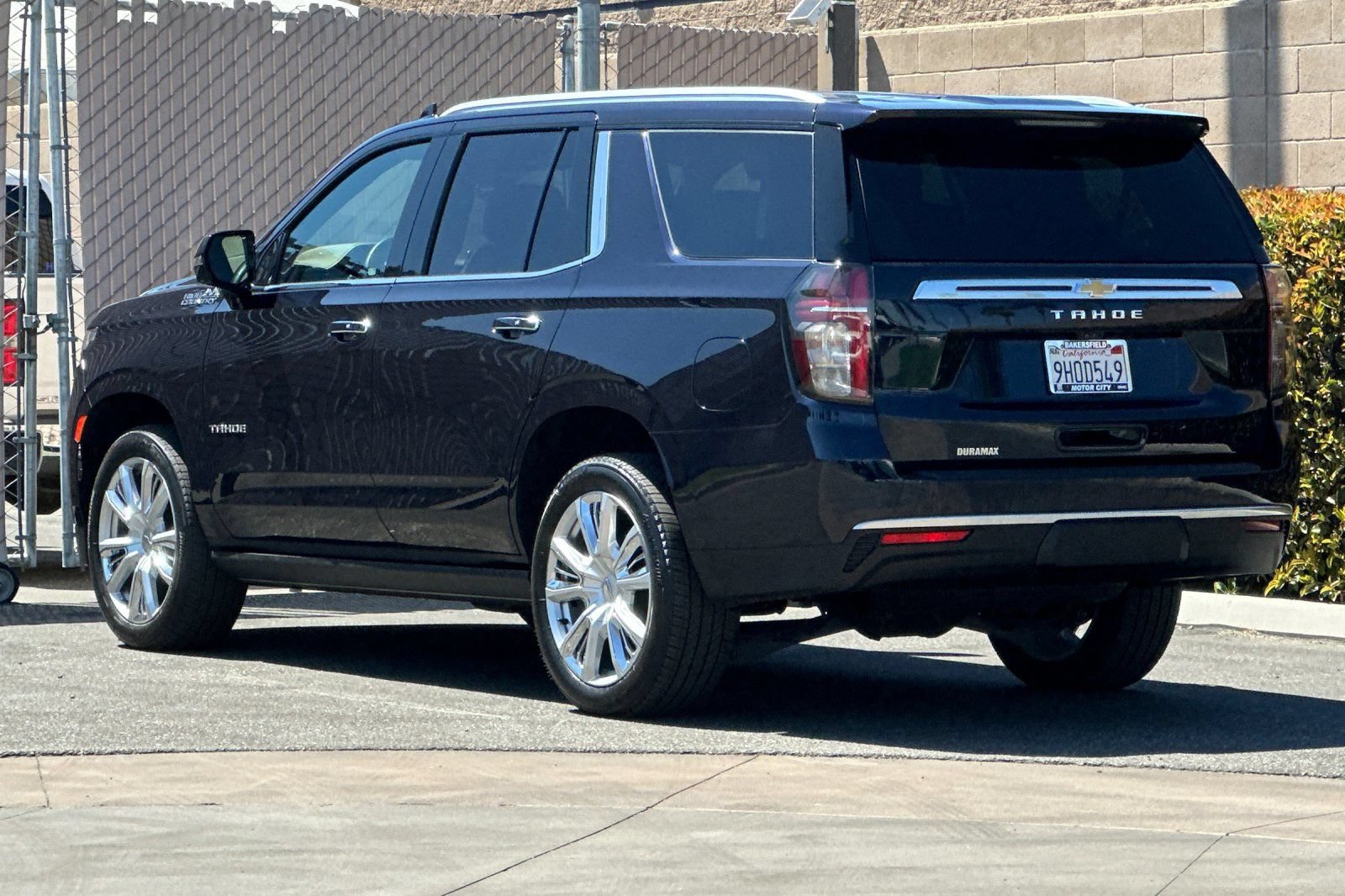 Certified 2023 Chevrolet Tahoe High Country w/ Premium Package AWD/4WD image 6