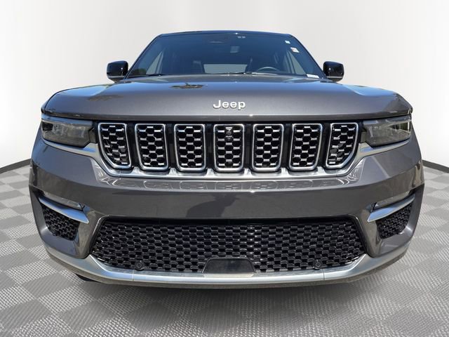 Used 2025 Jeep Grand Cherokee Summit image 2