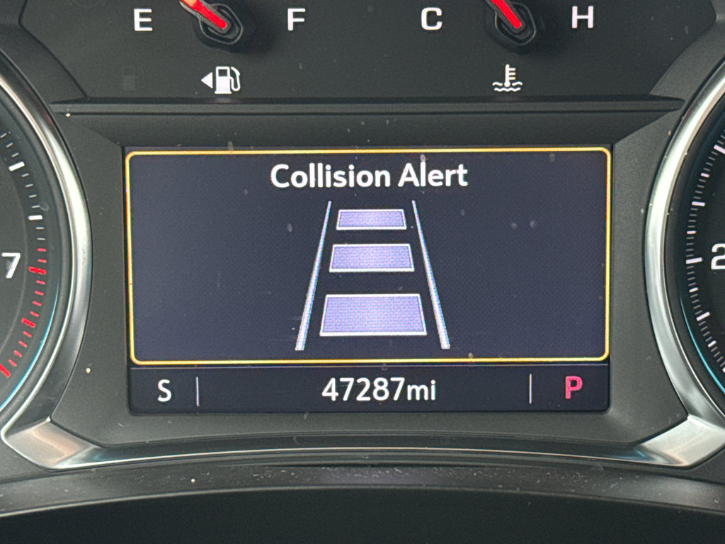 Used 2023 Chevrolet Traverse LT image 22