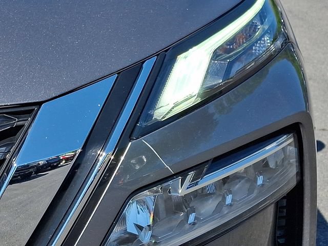 Used 2023 Nissan Rogue SL AWD/4WD image 12