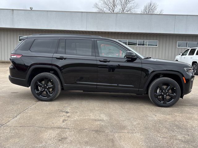 New 2026 Jeep Grand Cherokee L Limited AWD/4WD image 2