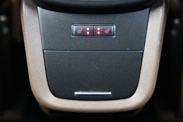 Used 2016 Lincoln MKX Reserve w/ Technology Package FWD image 43