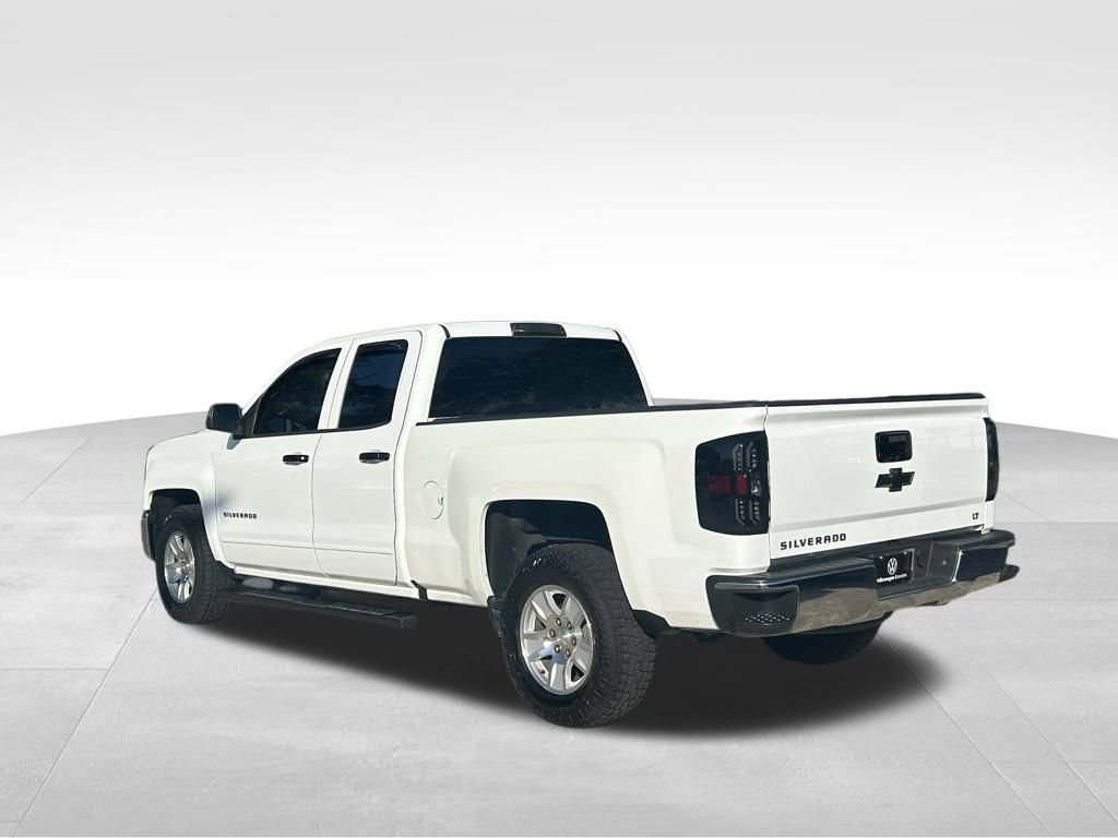 Used 2018 Chevrolet Silverado 1500 LT image 3