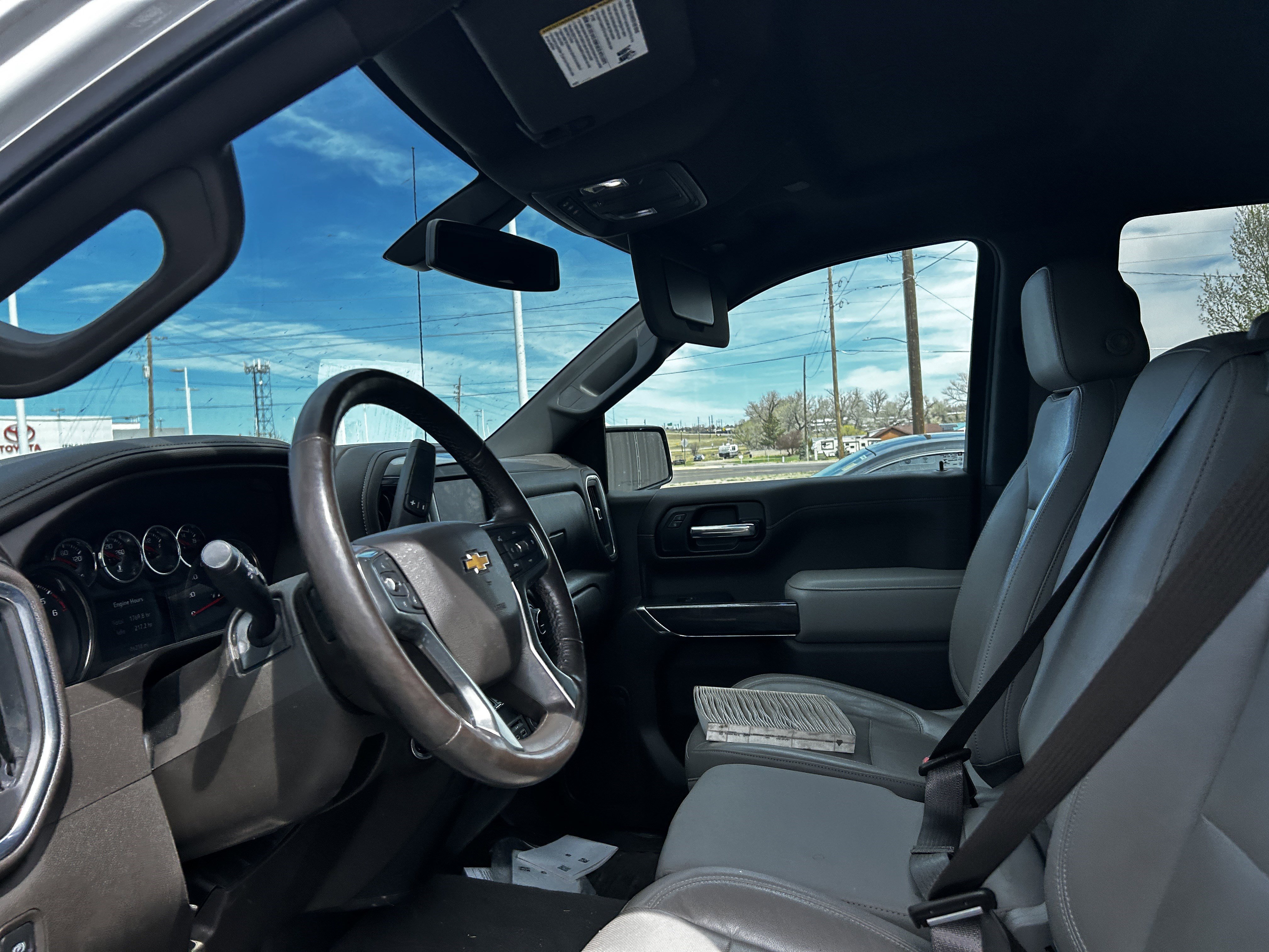 Used 2020 Chevrolet Silverado 1500 LTZ w/ Z71 Off-Road Package image 9