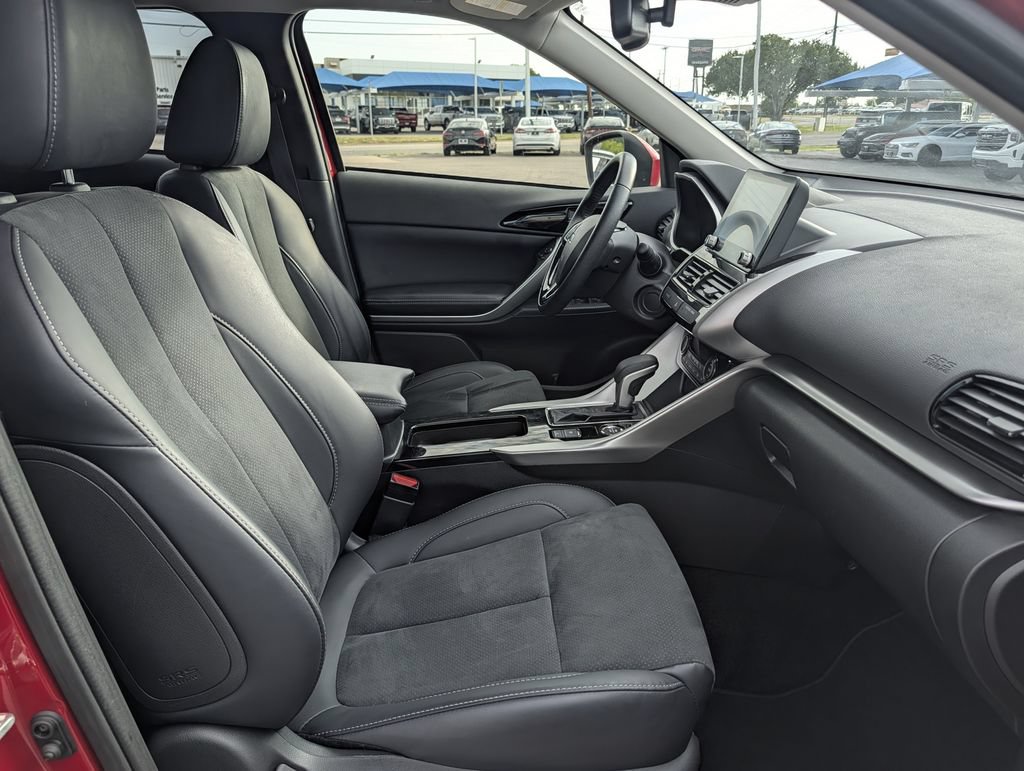 Used 2025 Mitsubishi Eclipse Cross SE AWD/4WD image 32