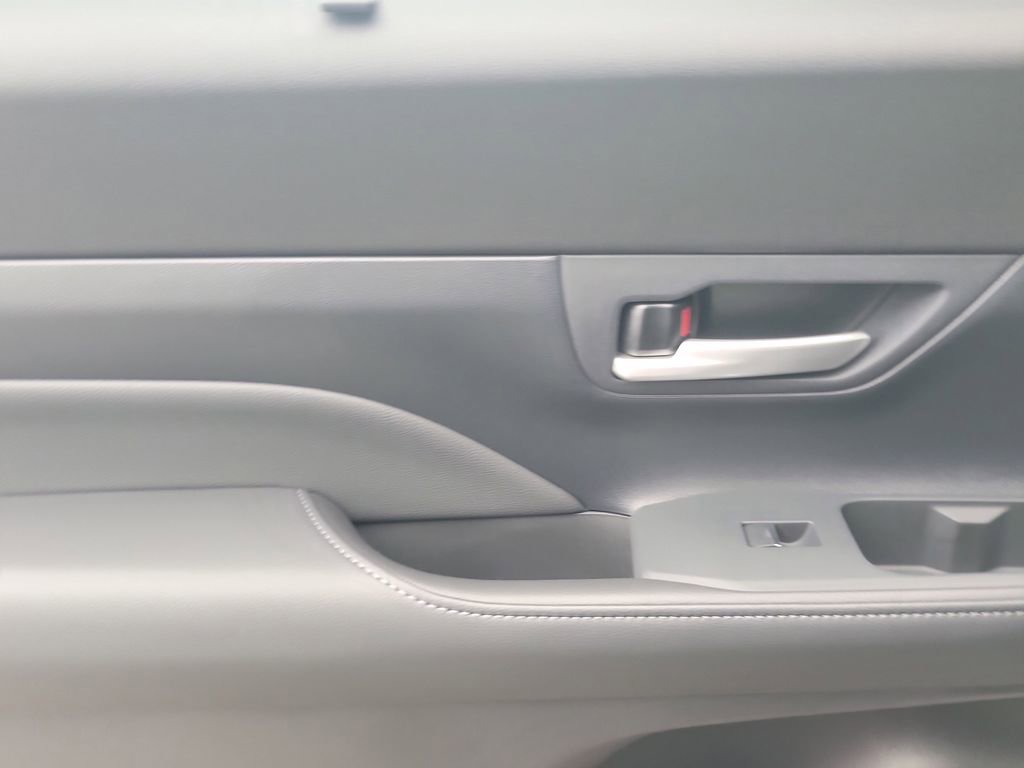 New 2026 Toyota Grand Highlander AWD Hybrid image 9