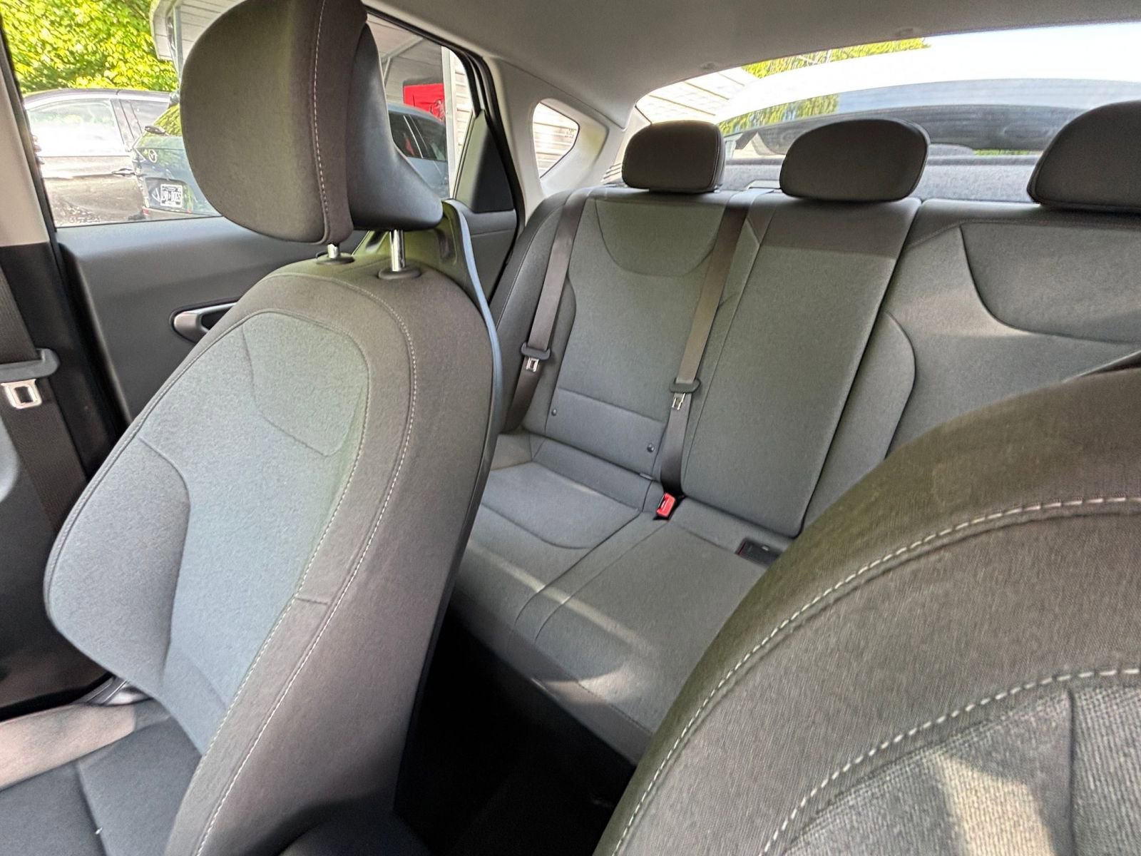 Used 2025 Kia K4 FWD image 35