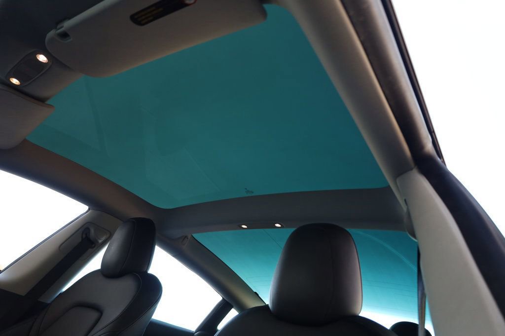 Used 2023 Tesla Model 3 Standard Range image 15