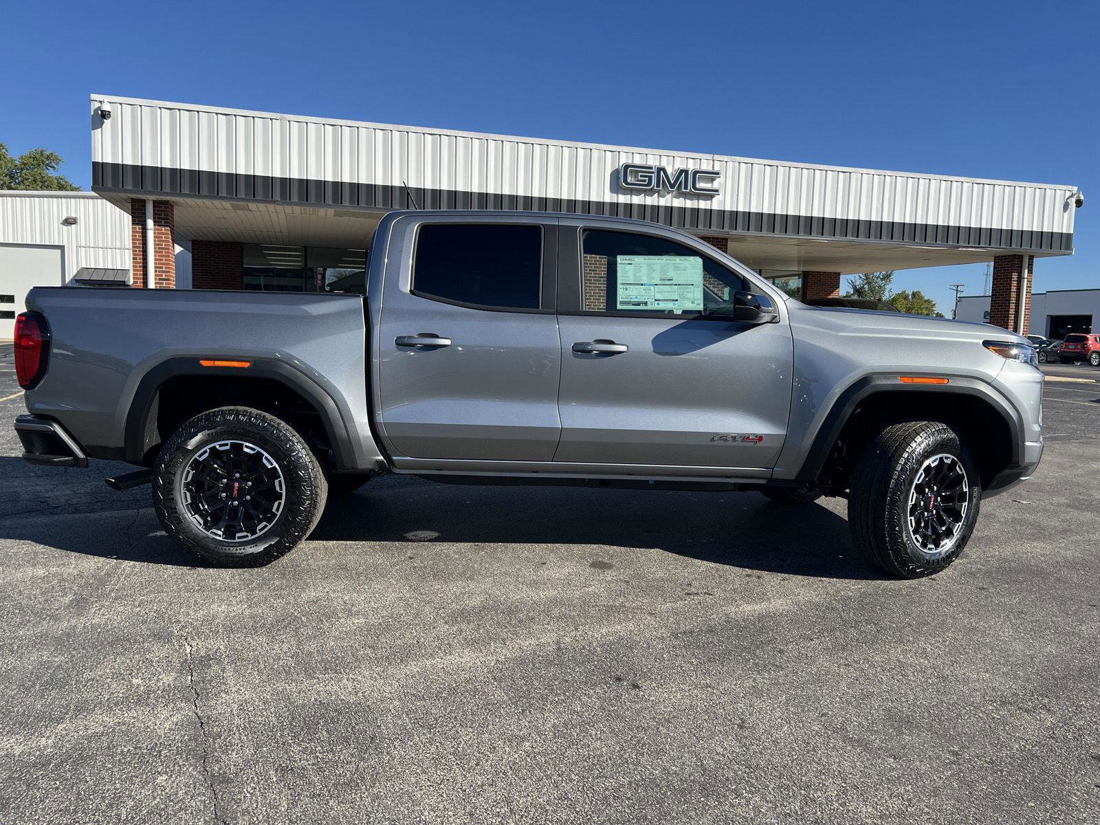 New 2026 GMC Canyon AT4 image 4