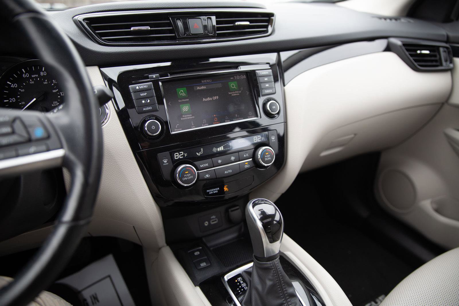 Used 2021 Nissan Rogue Sport SL w/ Premium Package image 12