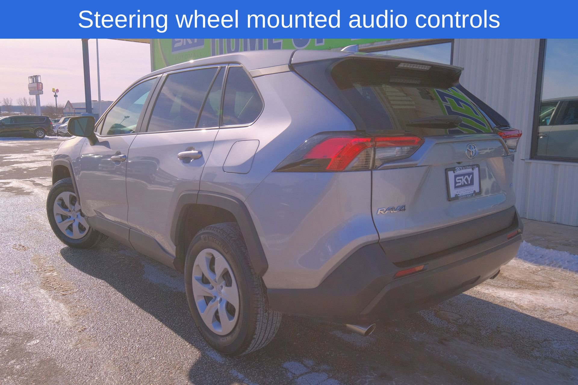 Used 2024 Toyota RAV4 LE image 6