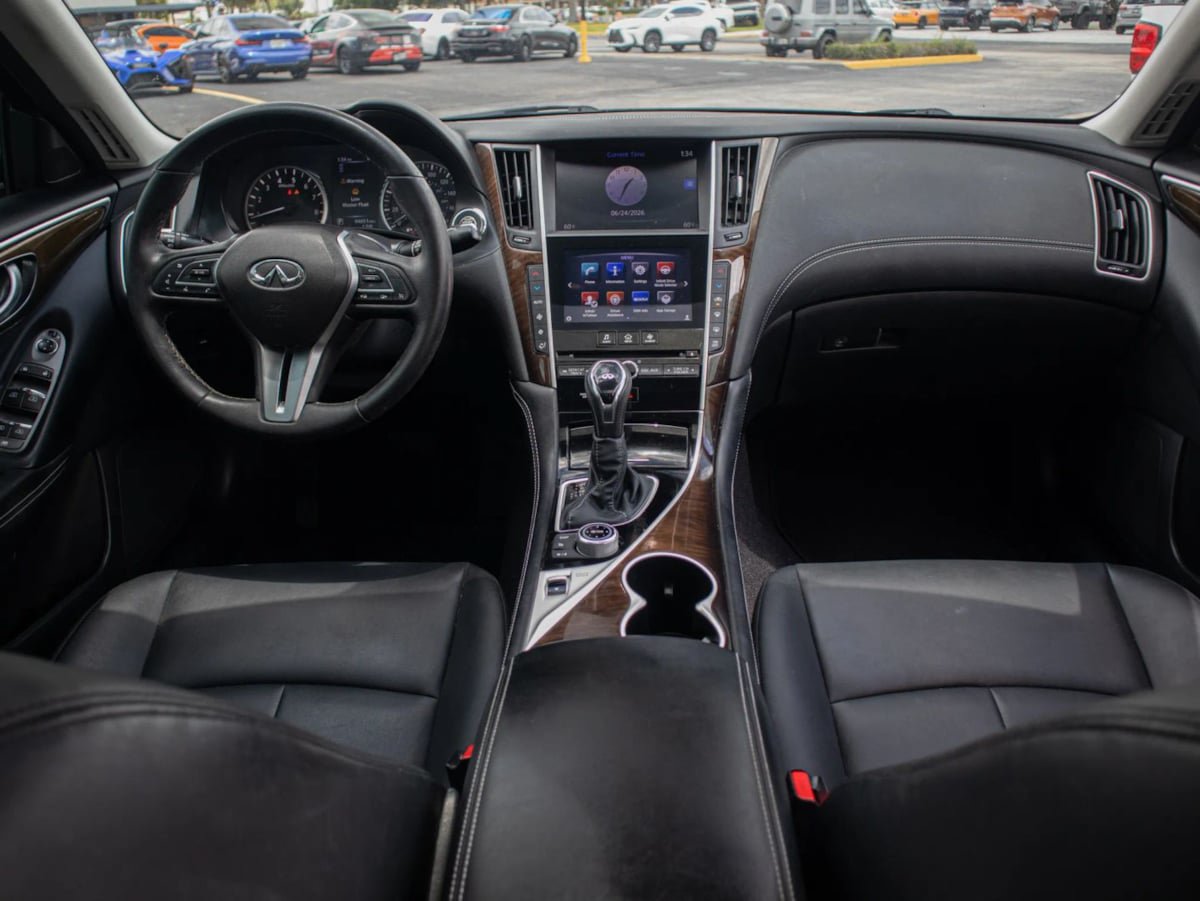 Used 2019 INFINITI Q50 Luxe RWD image 12