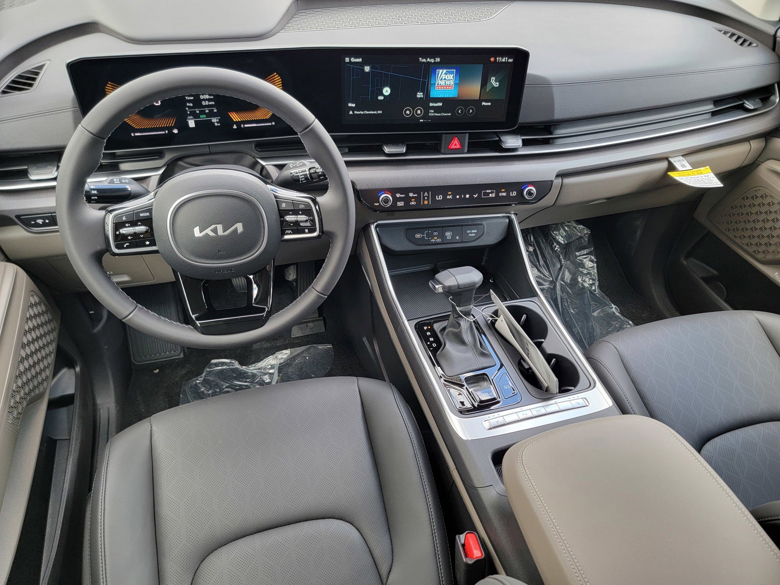 New 2026 Kia Carnival EX image 32