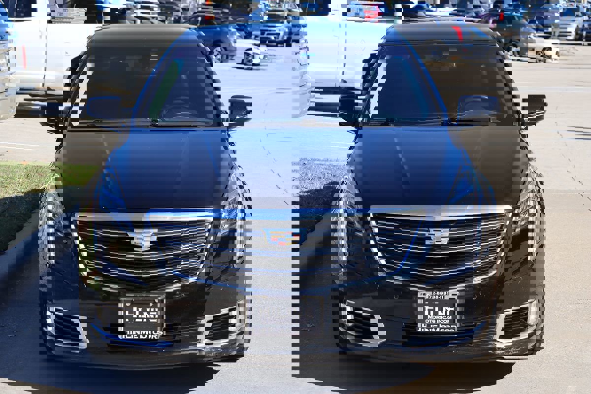 Used 2019 Cadillac XTS Luxury image 3