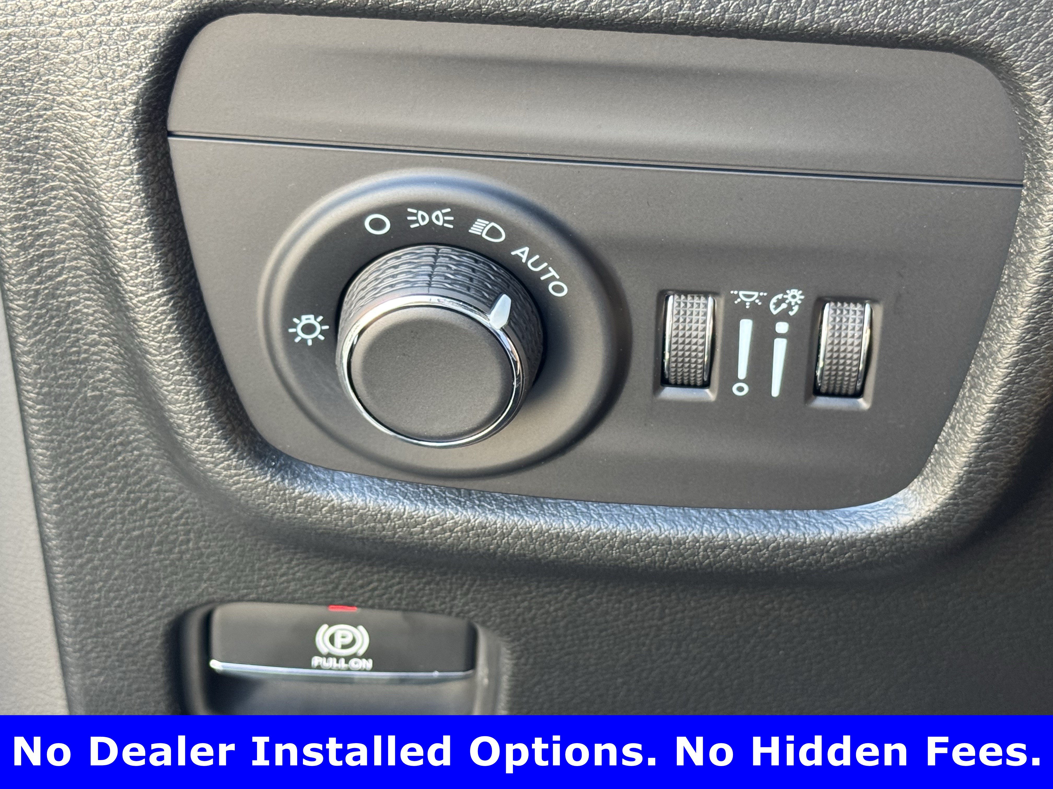 Used 2026 Jeep Grand Cherokee Laredo X RWD image 21