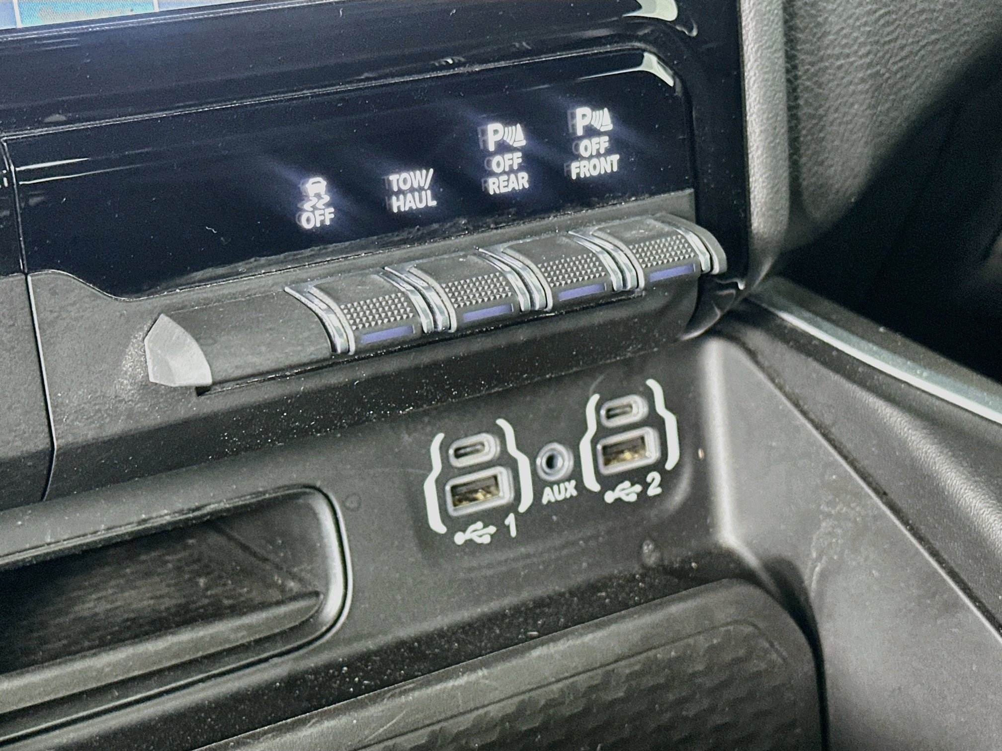 Used 2023 RAM 1500 Big Horn AWD/4WD image 25