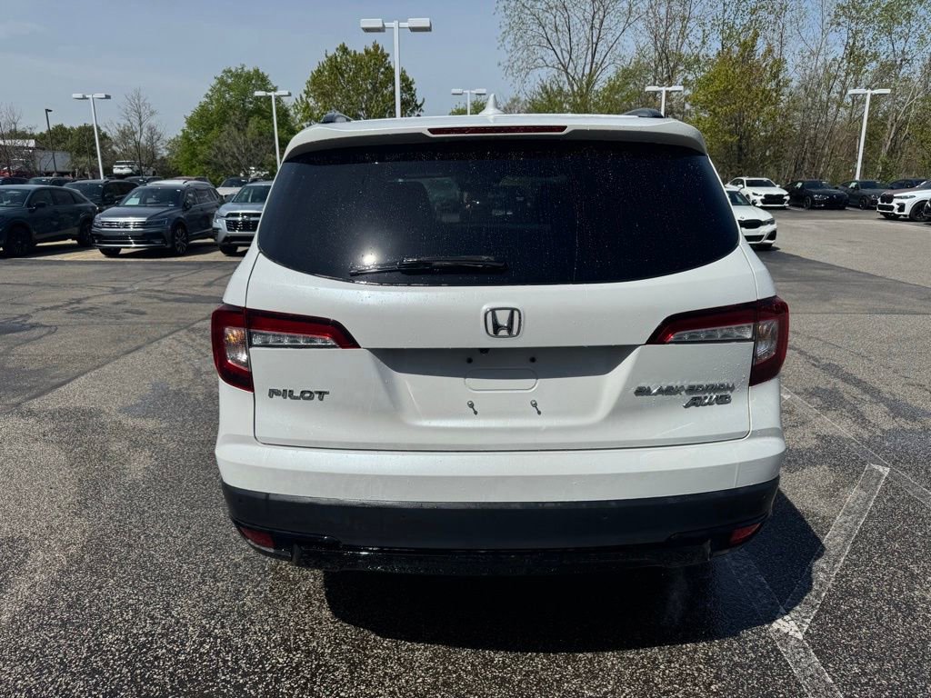 Used 2021 Honda Pilot Black Edition image 4
