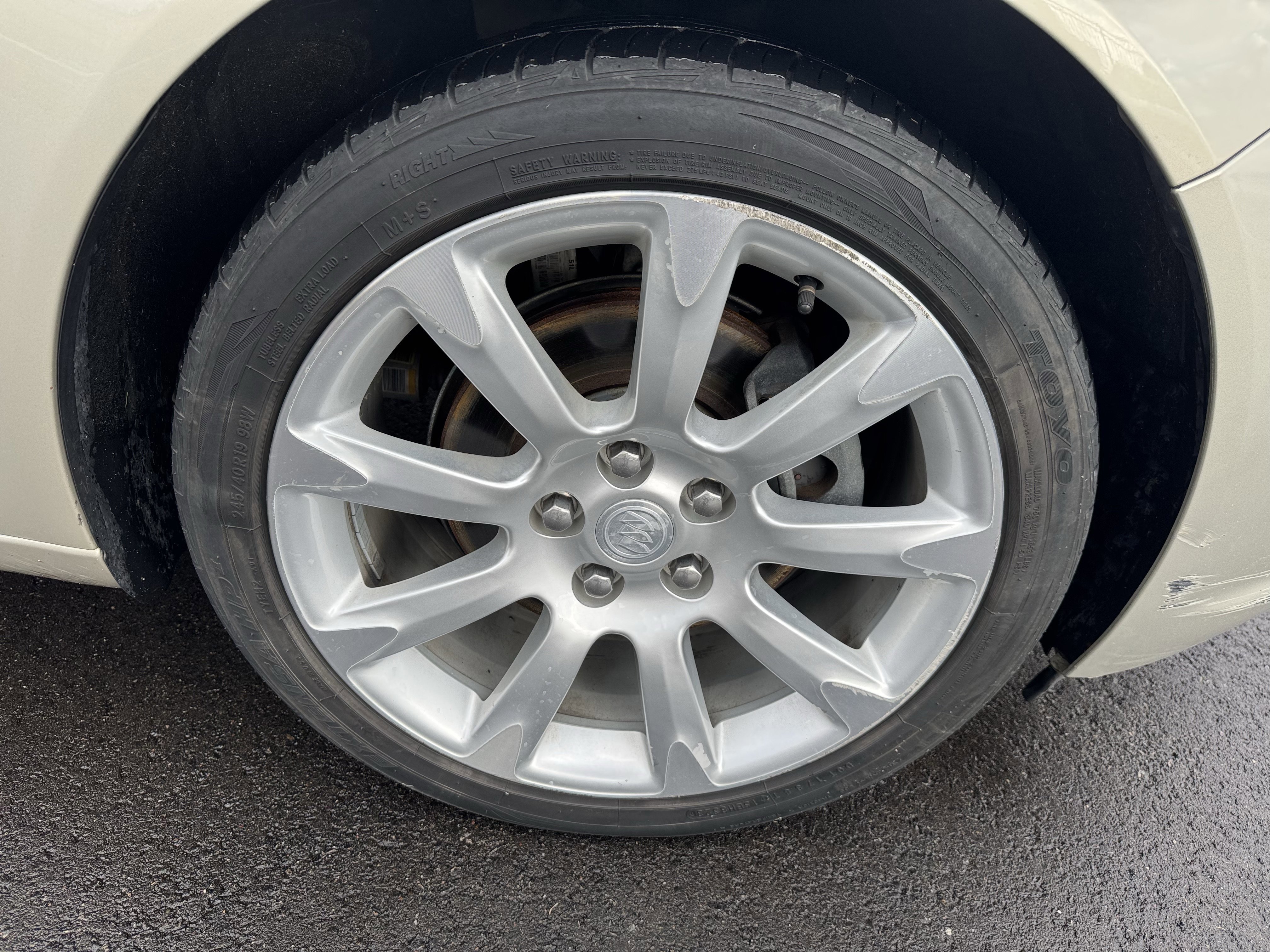 Used 2013 Buick Regal Premium image 30