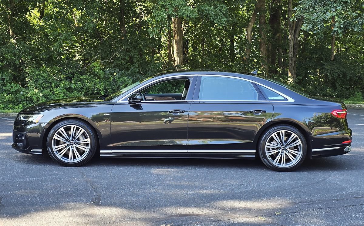 Used 2023 Audi A8 L 3.0T w/ Executive Package AWD/4WD image 3