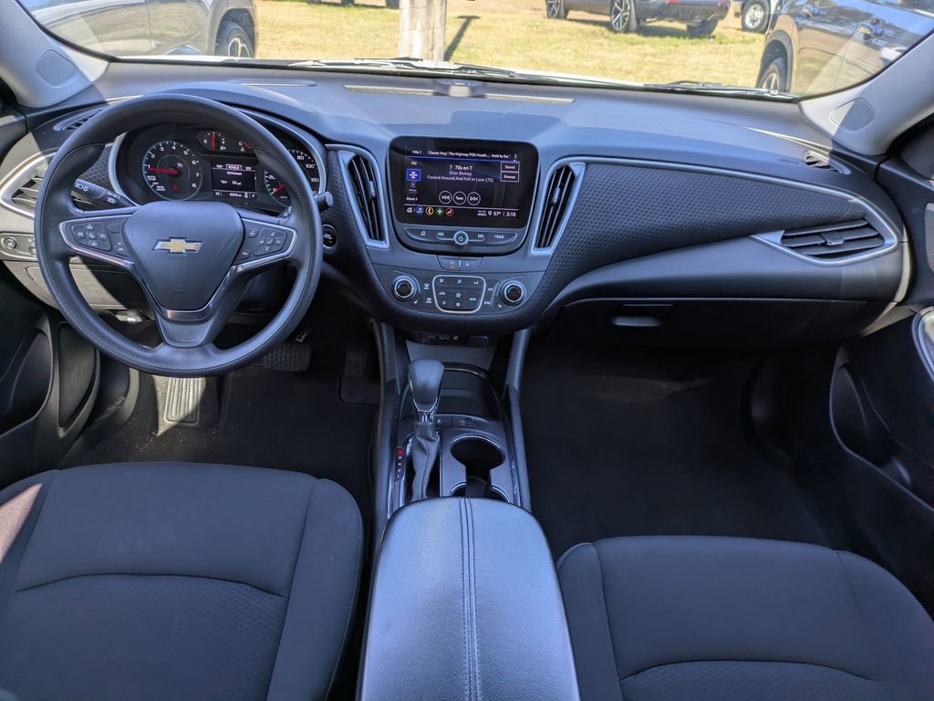 Used 2024 Chevrolet Malibu LT image 14