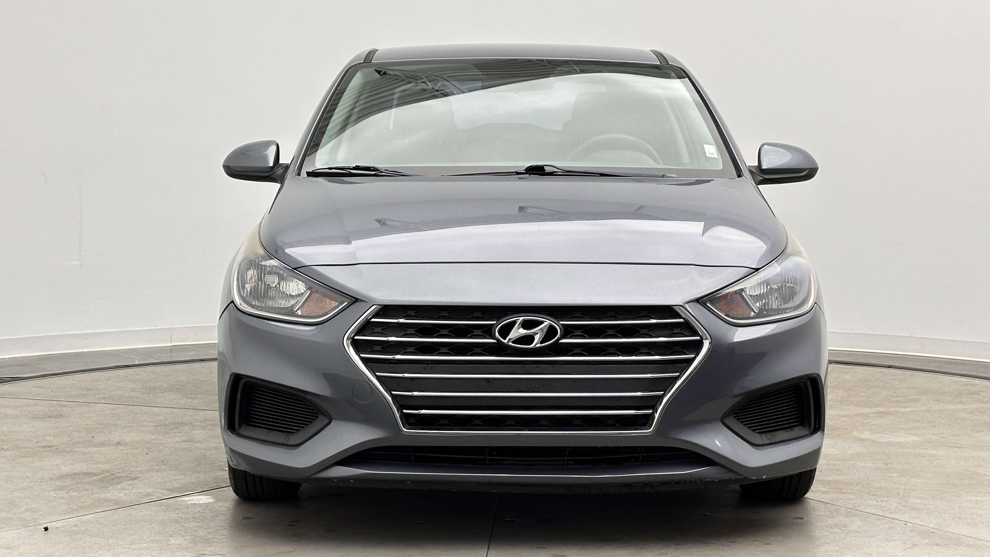 Used 2020 Hyundai Accent SE image 2