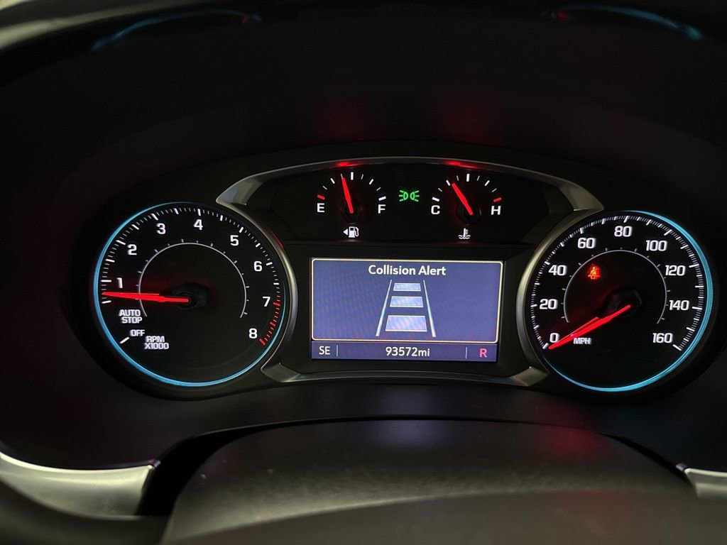 Used 2022 Chevrolet Traverse LT image 29