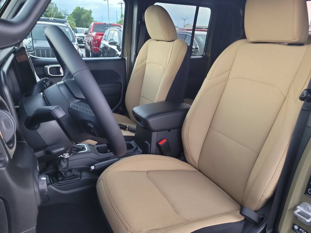 New 2026 Jeep Gladiator Willys AWD/4WD image 19
