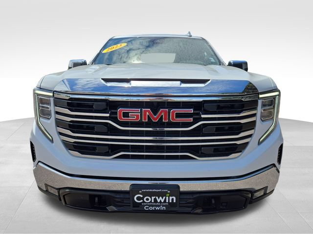 Used 2023 GMC Sierra 1500 SLT w/ SLT Convenience Package AWD/4WD image 4