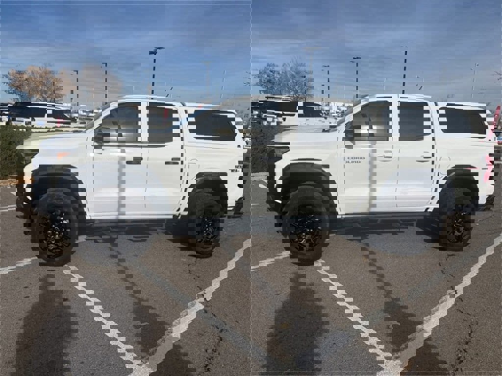 Certified 2024 Chevrolet Colorado Trail Boss w/ Advanced Trailering Package image 5