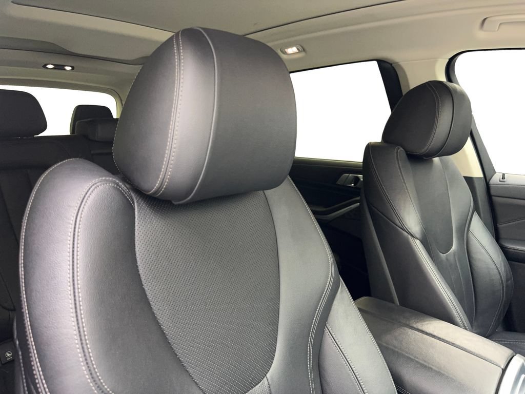 Used 2020 BMW X7 xDrive40i w/ Premium Package AWD/4WD image 50