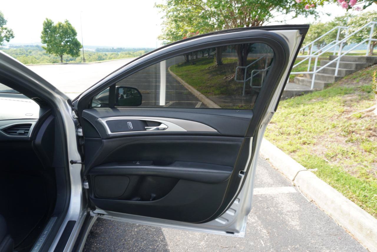 Used 2017 Lincoln MKZ Premiere FWD image 14