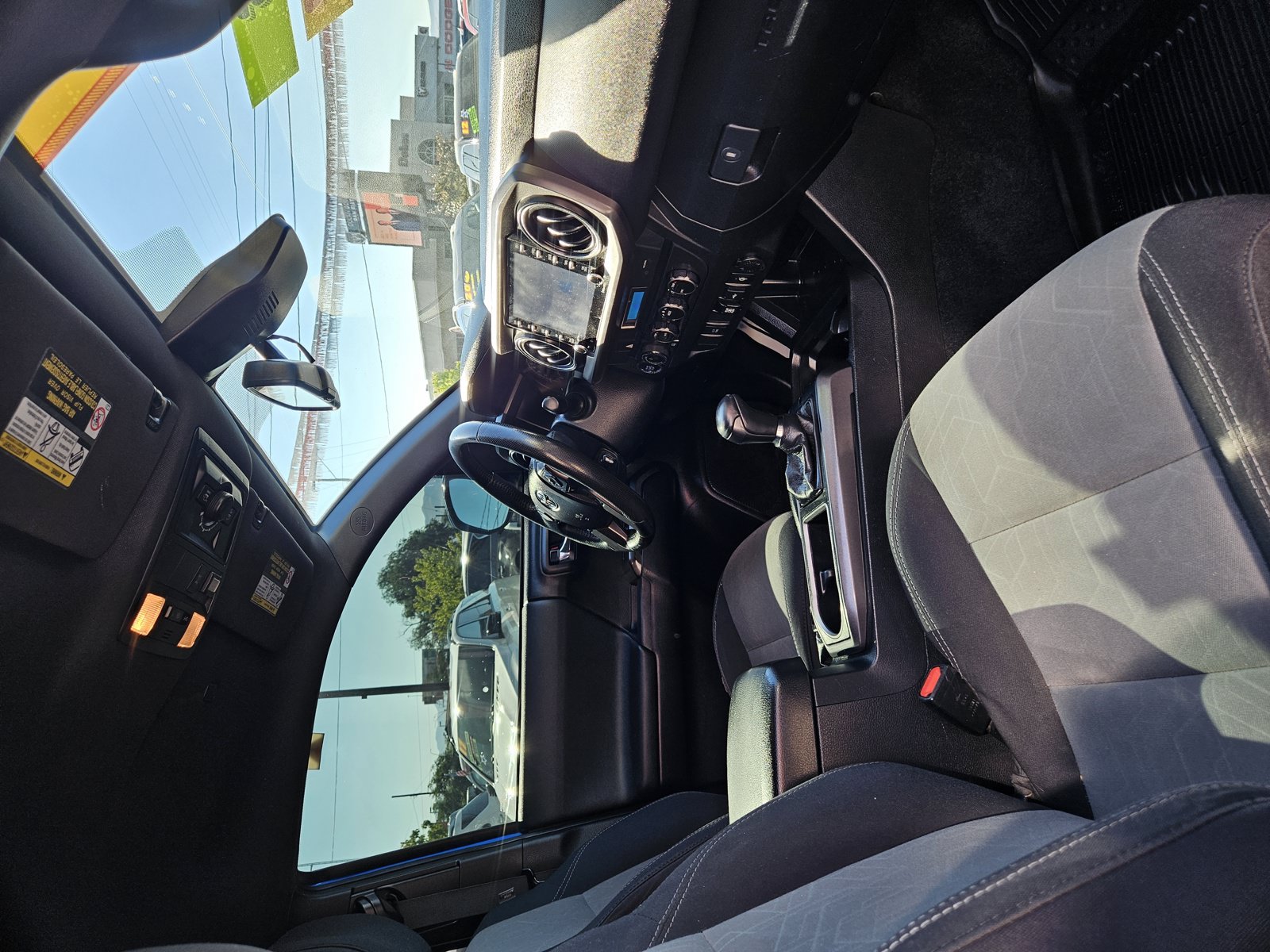 Used 2021 Toyota Tacoma TRD Off-Road AWD/4WD image 13