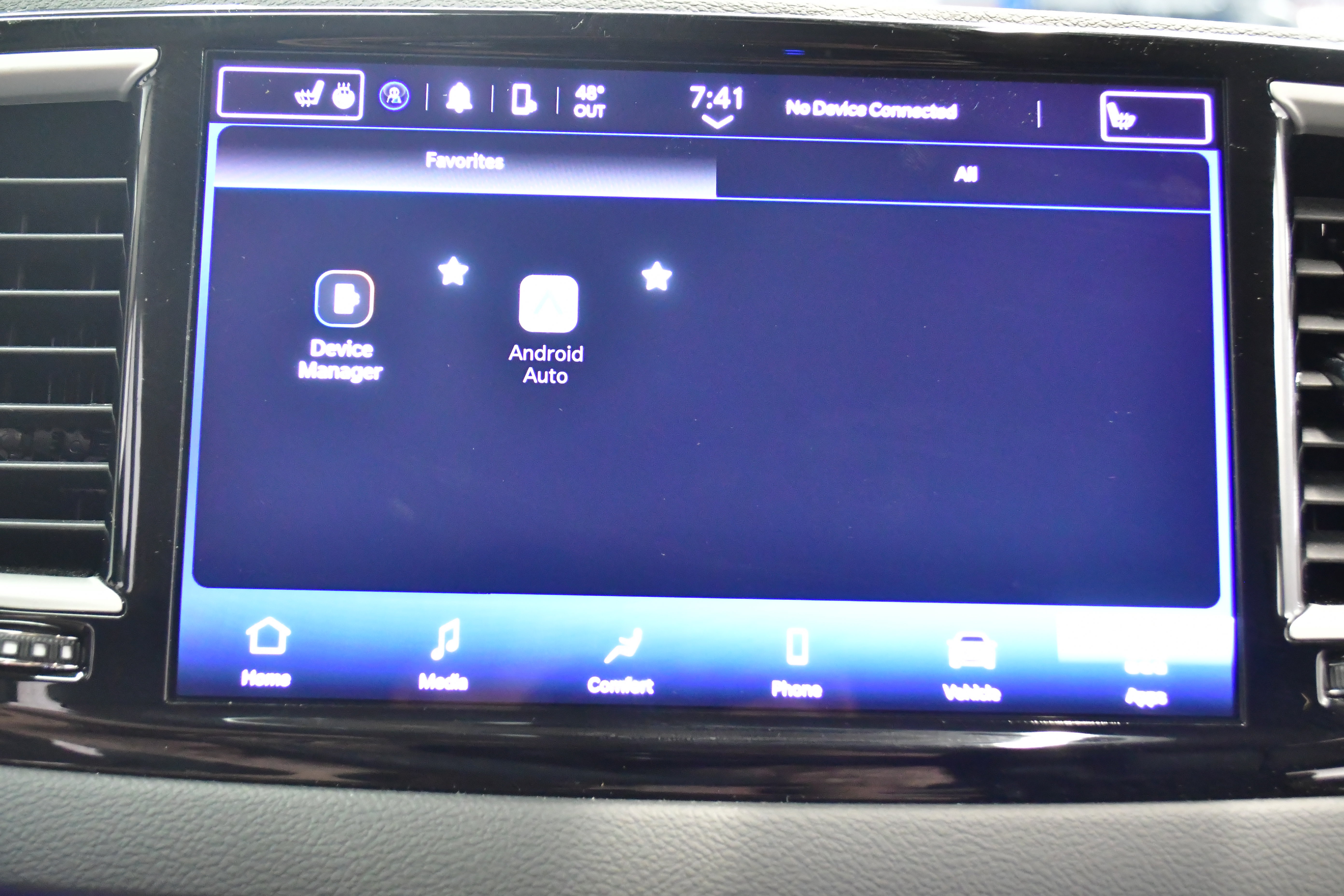 Used 2023 Chrysler Pacifica Touring-L image 53