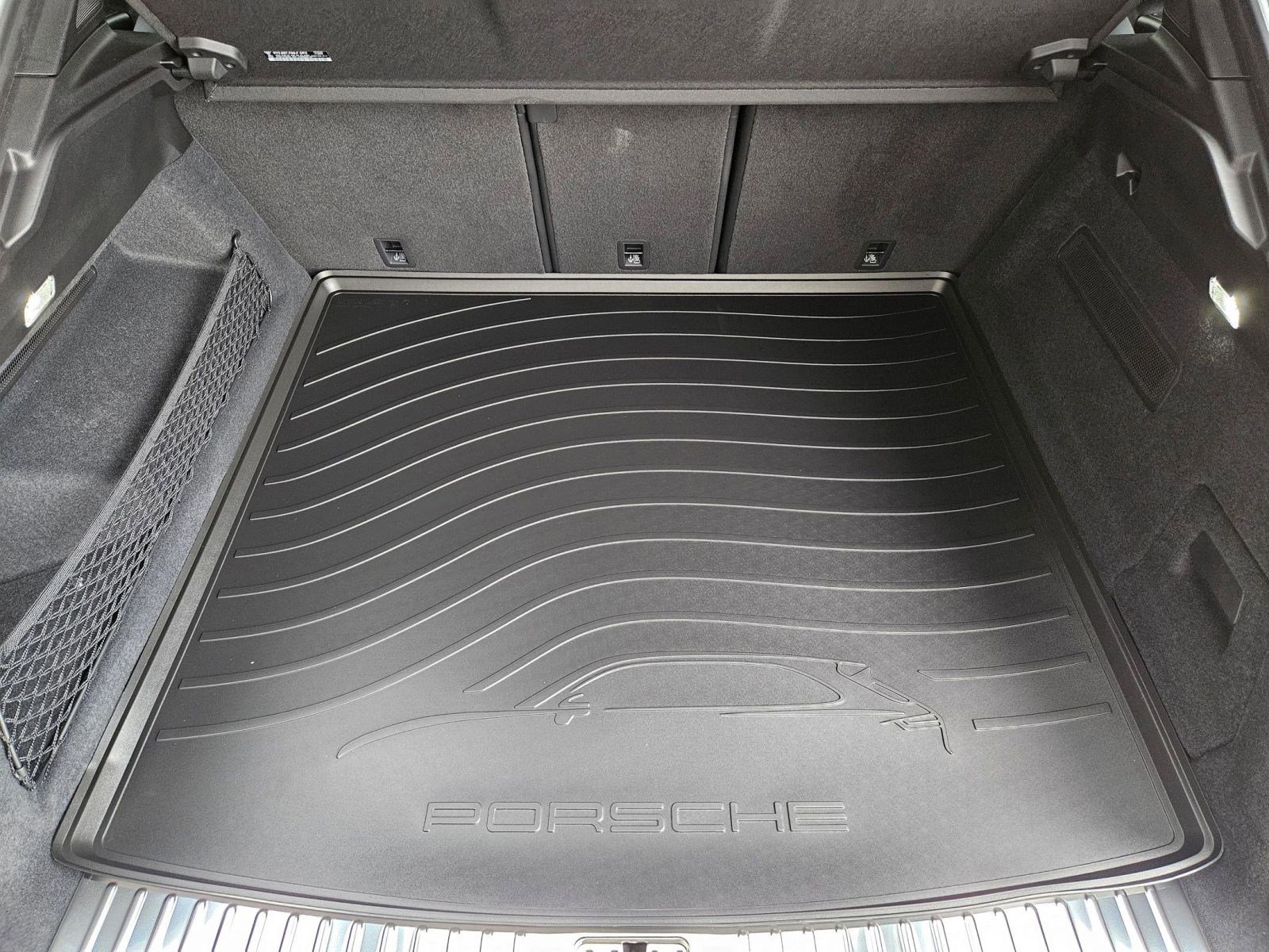 New 2026 Porsche Cayenne Coupe image 23