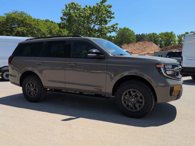 New 2026 Ford Expedition Tremor image 2