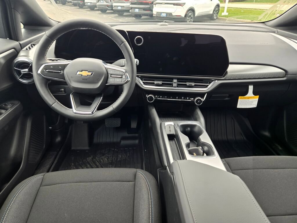 New 2026 Chevrolet Equinox EV LT w/ Comfort Package image 14