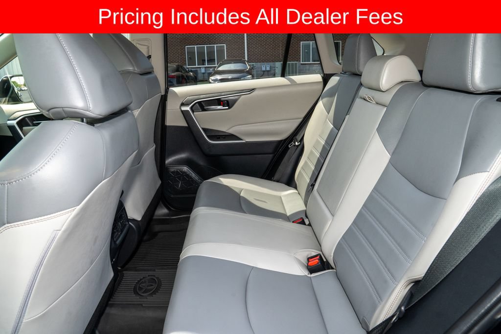 Used 2023 Toyota RAV4 XLE Premium AWD/4WD image 9