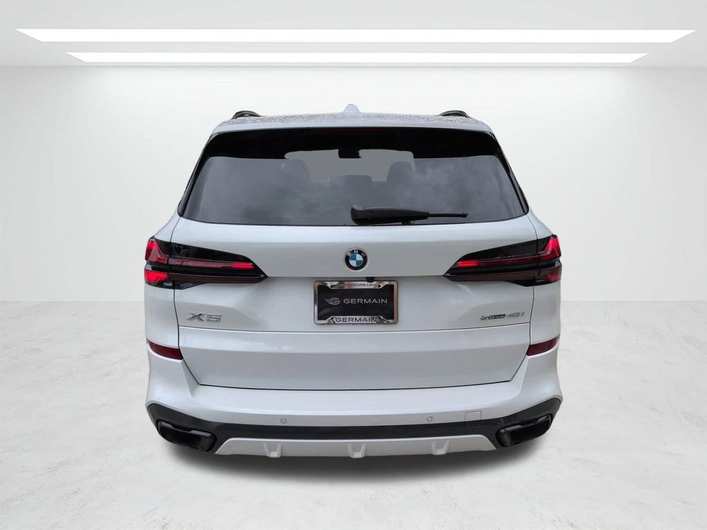 New 2026 BMW X5 xDrive40i w/ M Sport Package AWD/4WD image 5