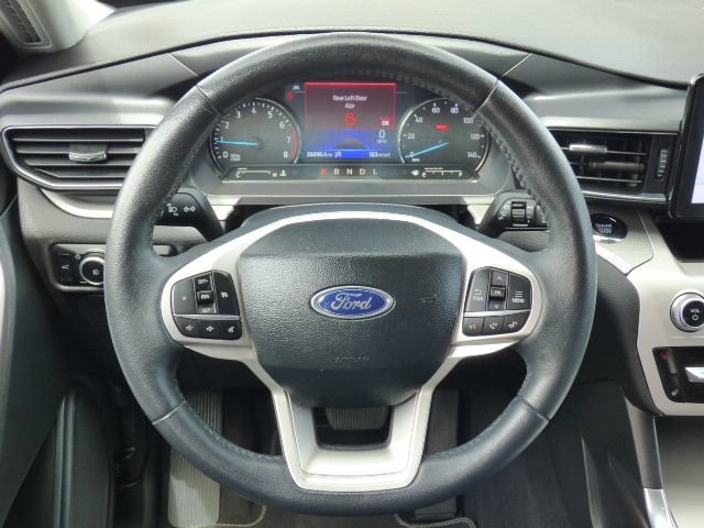 Used 2024 Ford Explorer XLT w/ Equipment Group 202A RWD image 22