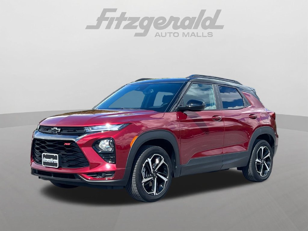 Used 2023 Chevrolet TrailBlazer RS w/ Sun and Liftgate Package AWD/4WD image 2