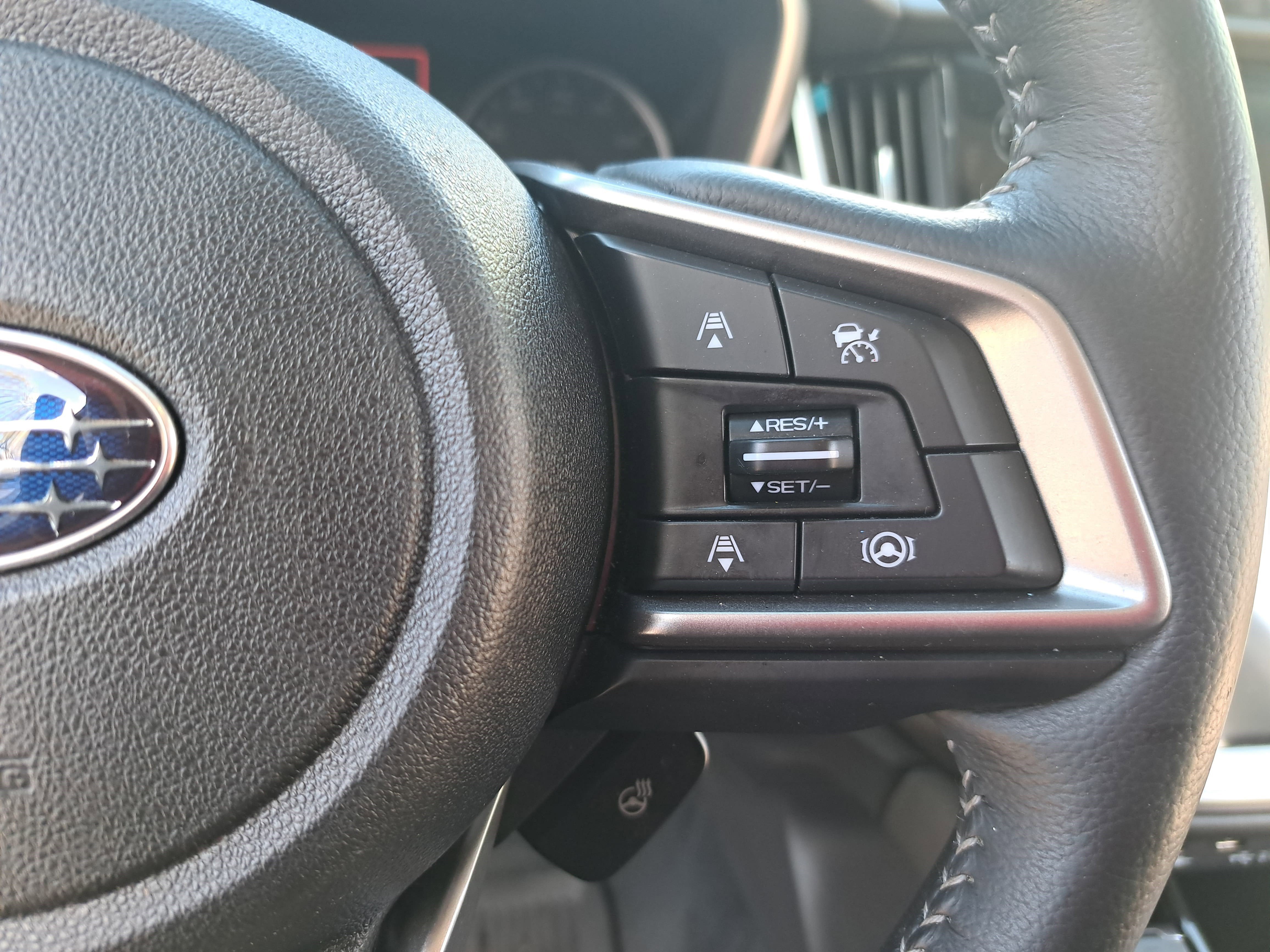 Used 2022 Subaru Outback Limited XT image 18
