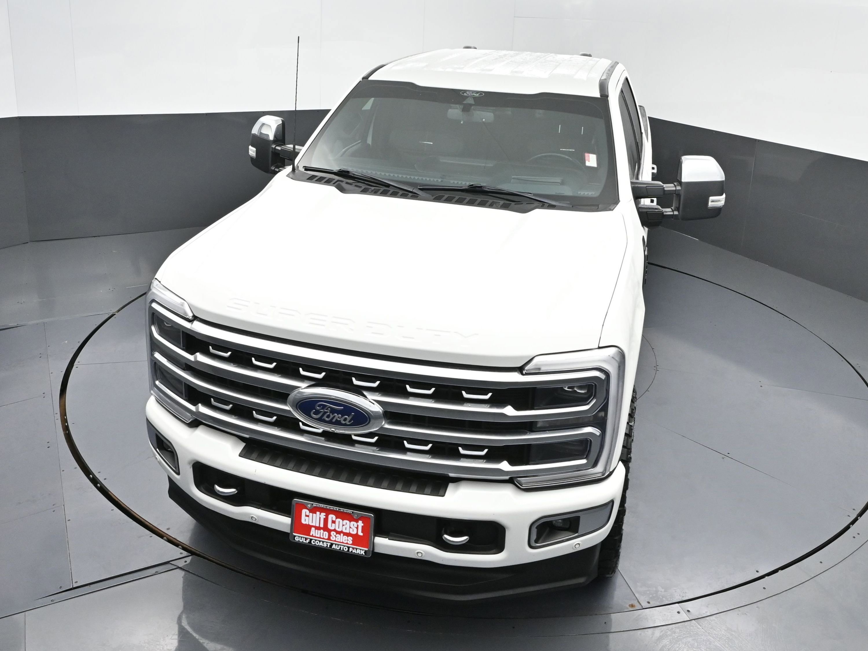 Used 2024 Ford F250 Platinum image 40