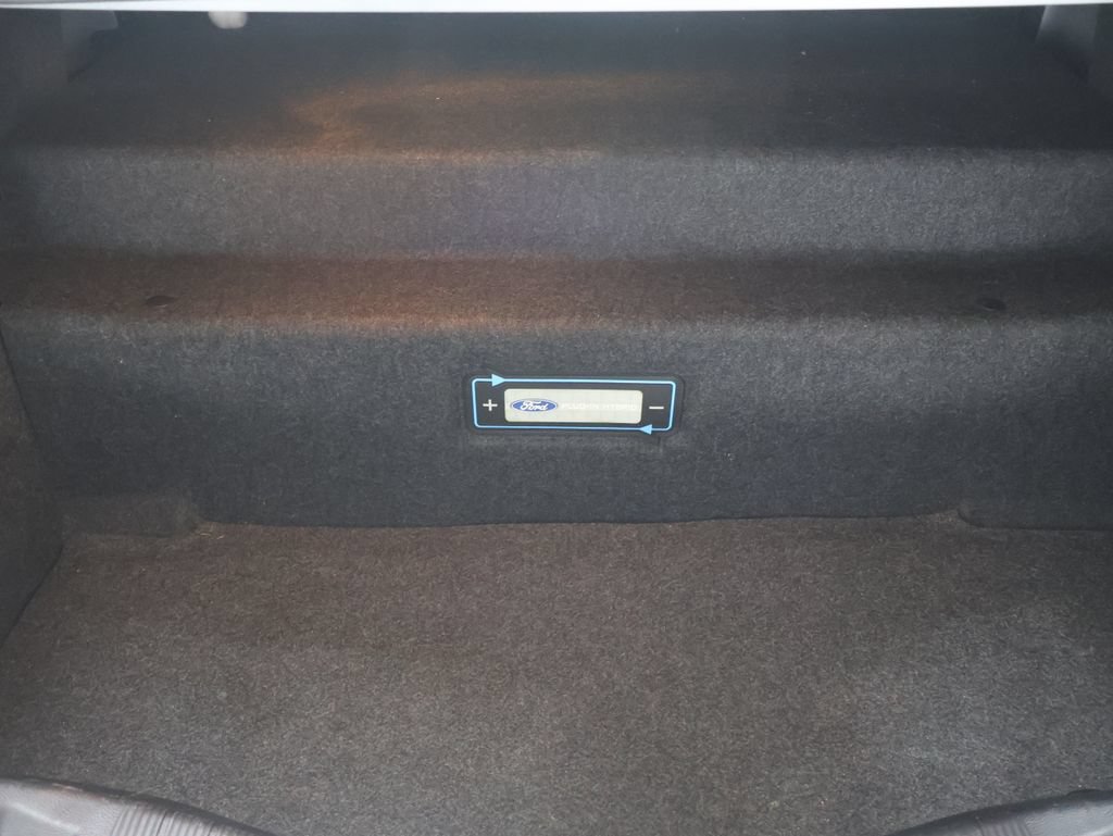 Used 2017 Ford Fusion Energi Platinum FWD image 13