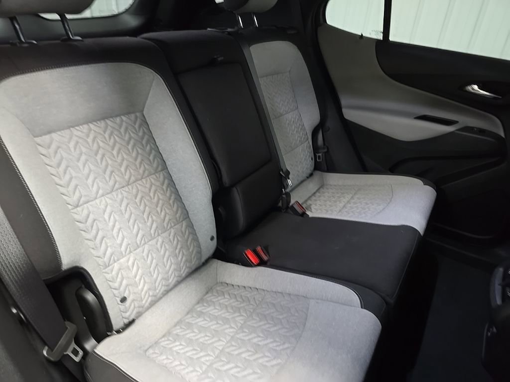 Used 2023 Chevrolet Equinox LS w/ LS Convenience Package image 16