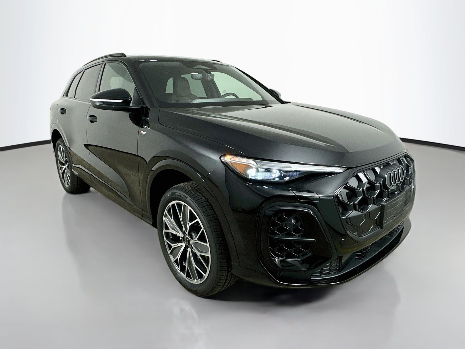 New 2026 Audi Q5 Premium Plus AWD/4WD image 3