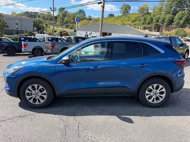 Used 2023 Ford Escape Active AWD/4WD image 2