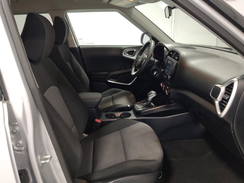 Used 2020 Kia Soul LX image 21