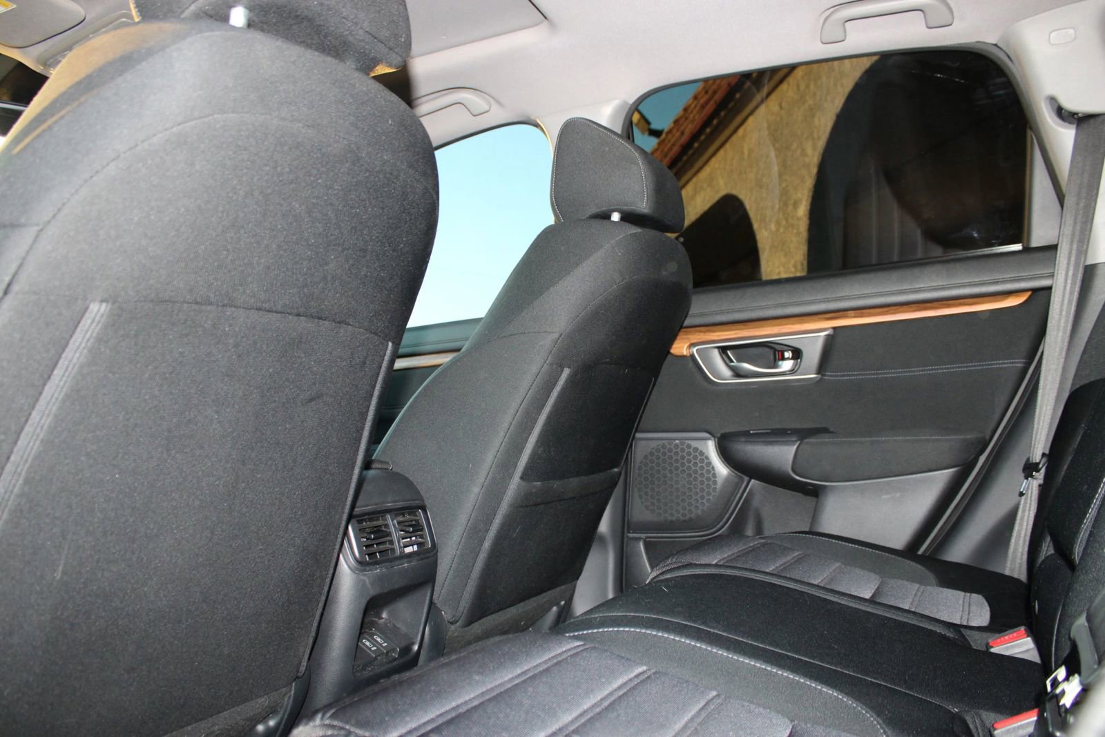 Used 2019 Honda CR-V EX image 22